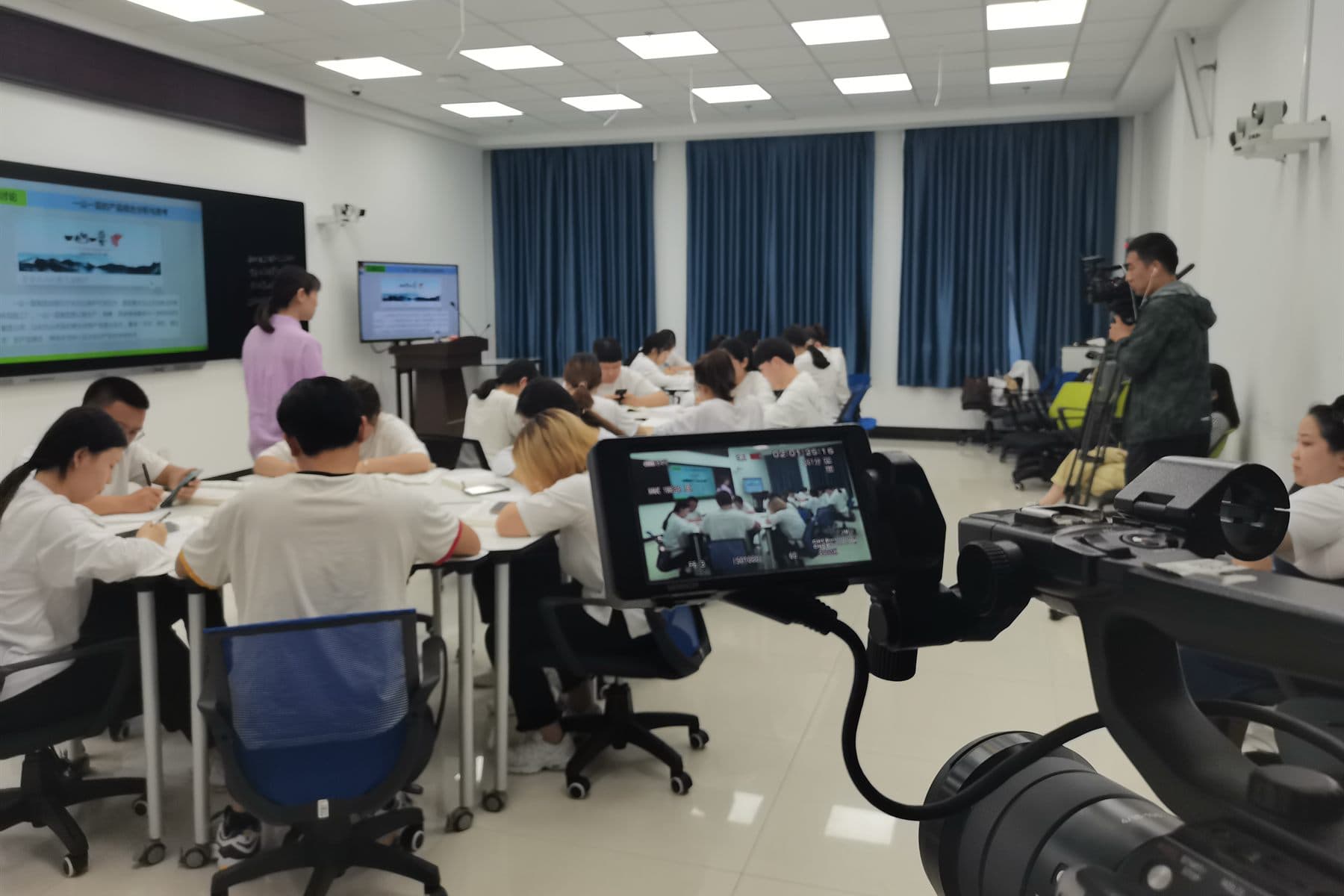 Music Video Production Equipment Rental in China